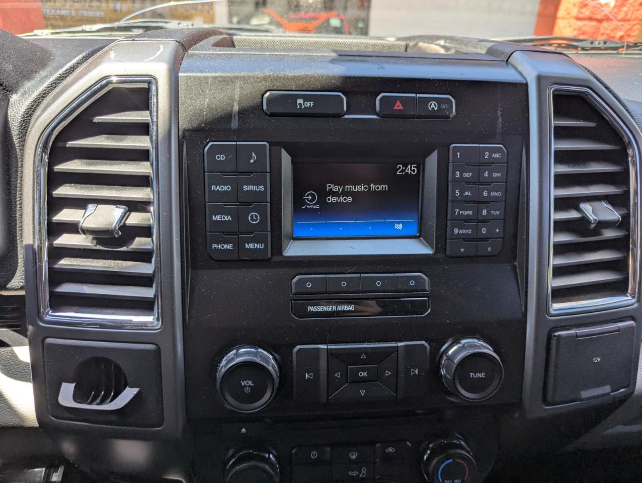 Ford F-150 XLT SuperCrew 5.5-ft. Bed 2WD 2015