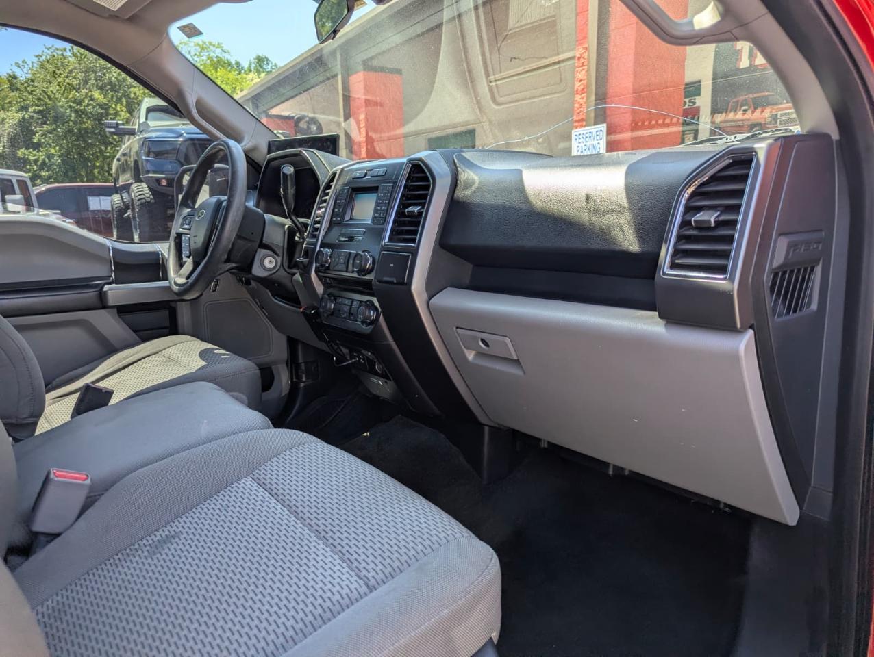 Ford F-150 XLT SuperCrew 5.5-ft. Bed 2WD 2015