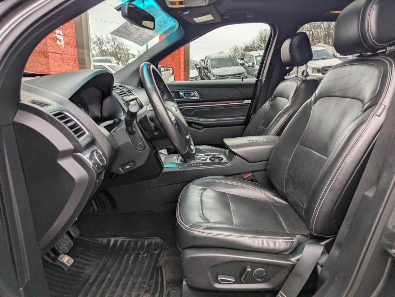 Ford Explorer Limited FWD 2017