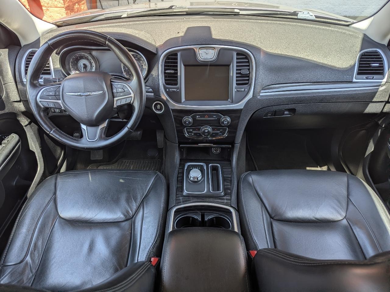 Chrysler 300 Limited RWD 2016