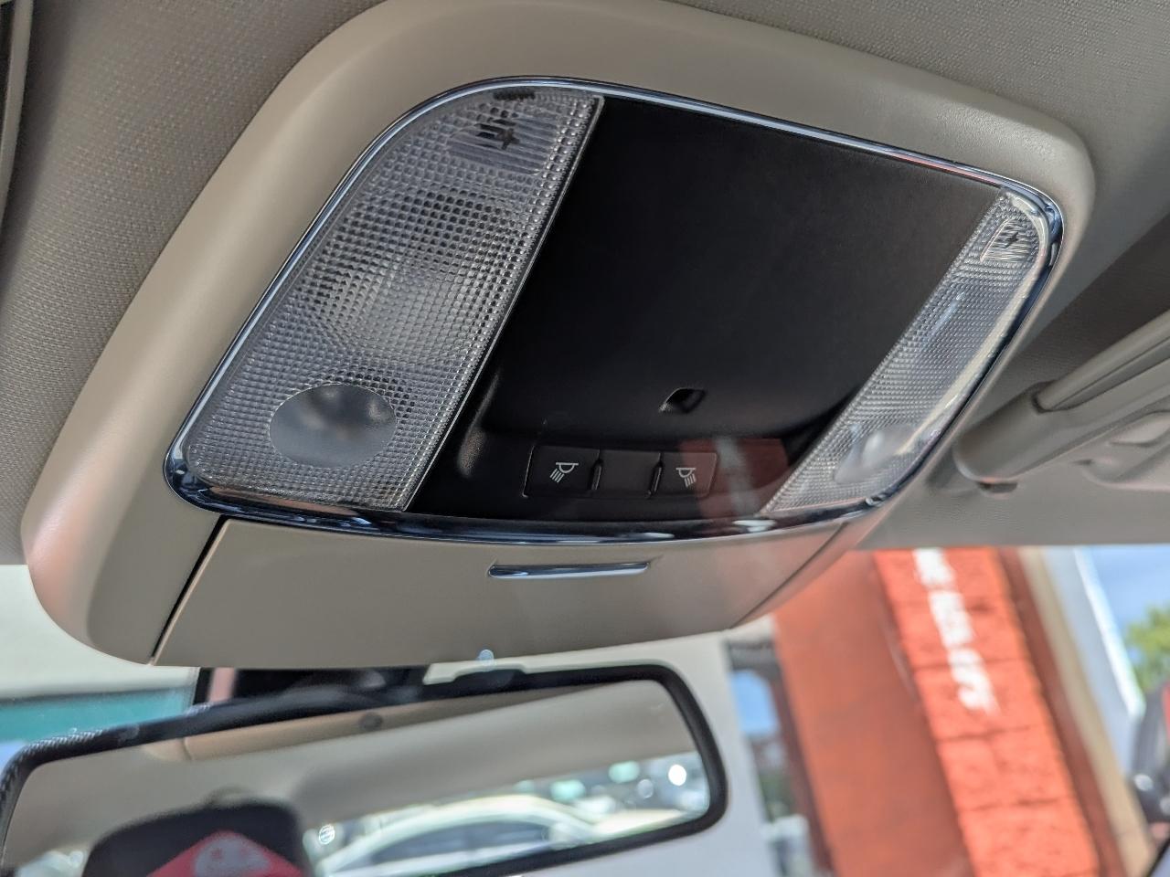 Chrysler 300 Limited RWD 2016