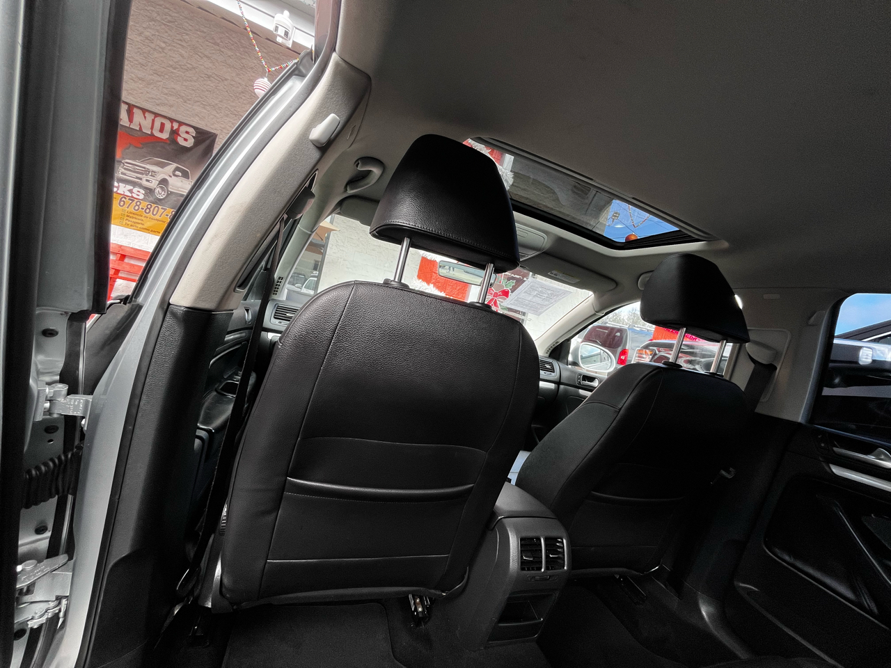 Volkswagen Jetta SEL 2010