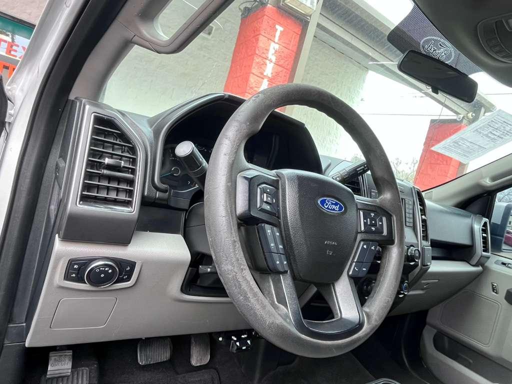 Ford F-150 Lariat SuperCrew 6.5-ft. Bed 4WD 2017