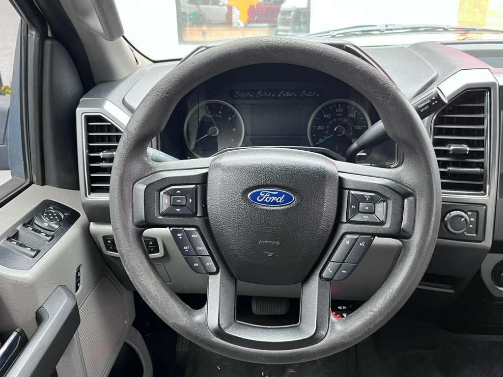 Ford F-150 Lariat SuperCrew 6.5-ft. Bed 4WD 2017