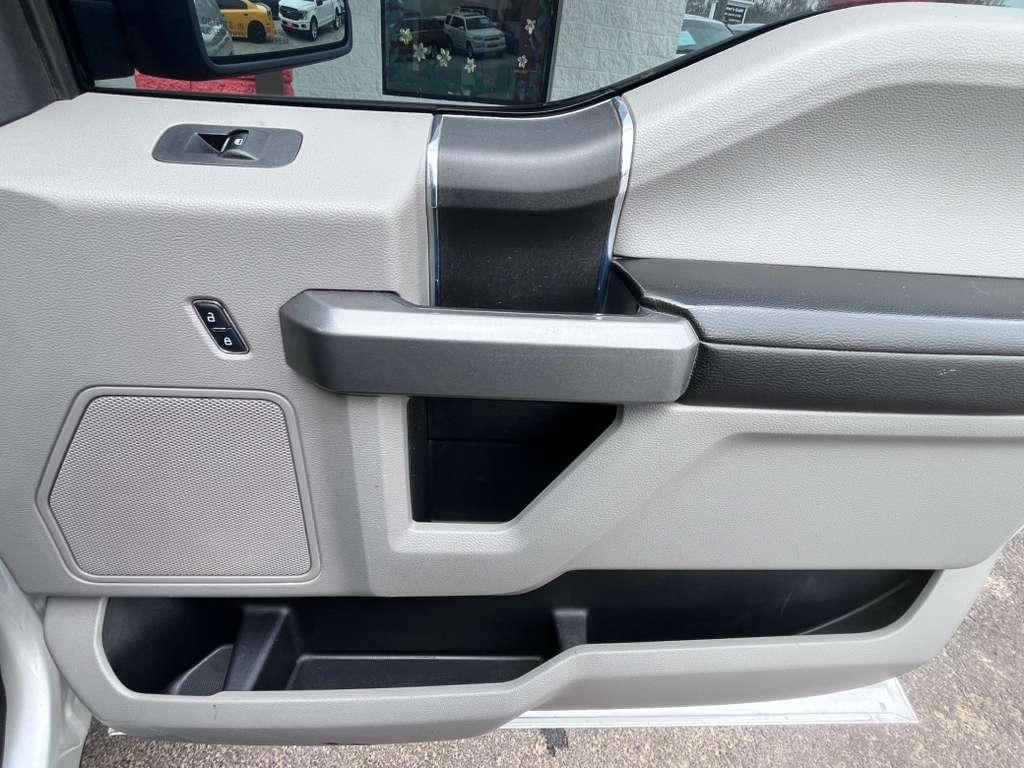 Ford F-150 Lariat SuperCrew 6.5-ft. Bed 4WD 2017