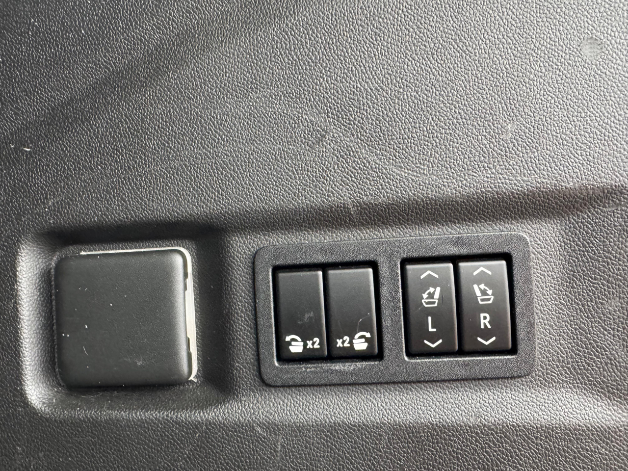 Chevrolet Tahoe Premier 4WD 2021