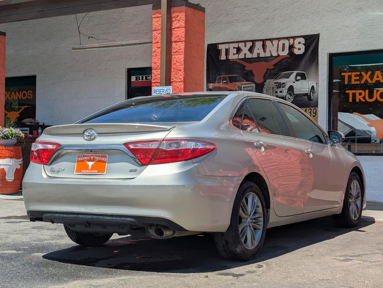 Toyota Camry SE 2015