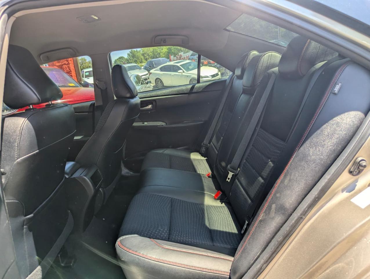 Toyota Camry SE 2015