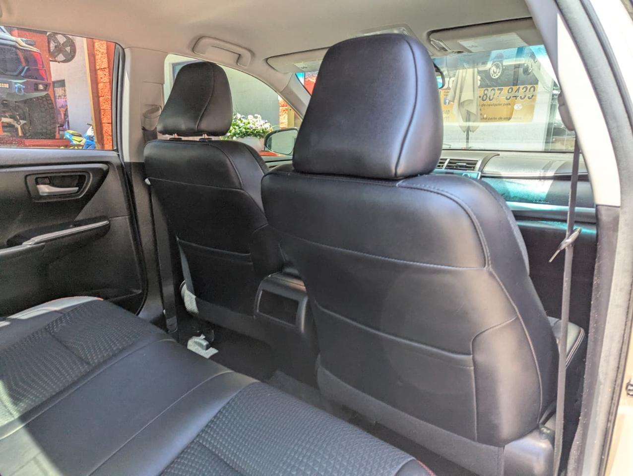 Toyota Camry SE 2015