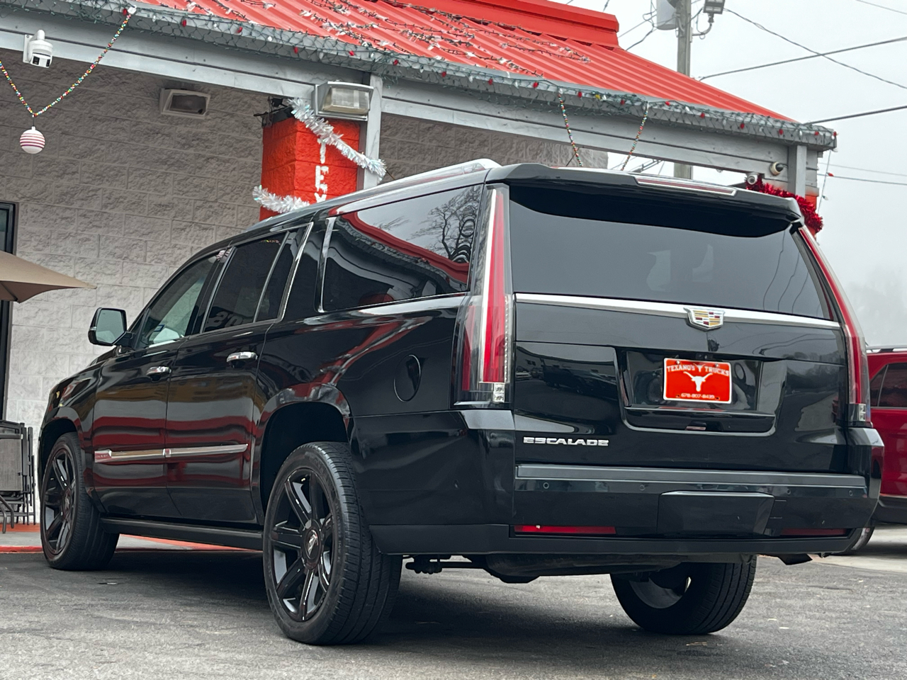 Cadillac Escalade ESV Premium Luxury 4WD 2017