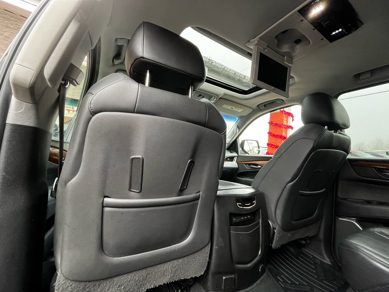 Cadillac Escalade ESV Premium Luxury 4WD 2017