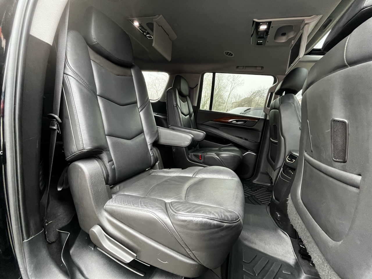 Cadillac Escalade ESV Premium Luxury 4WD 2017