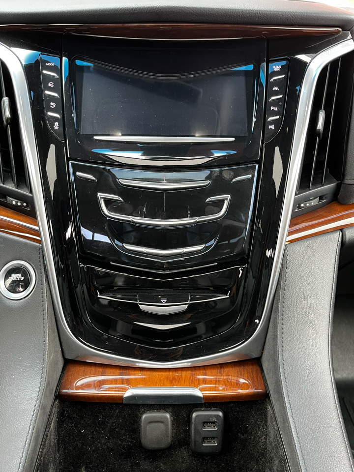 Cadillac Escalade ESV Premium Luxury 4WD 2017