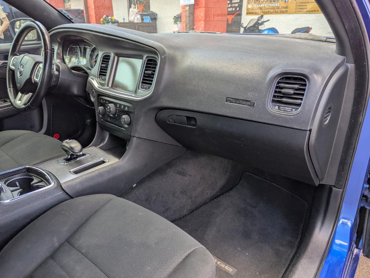 Dodge Charger SXT 2012