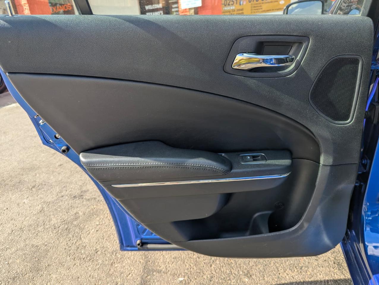 Dodge Charger SXT 2012