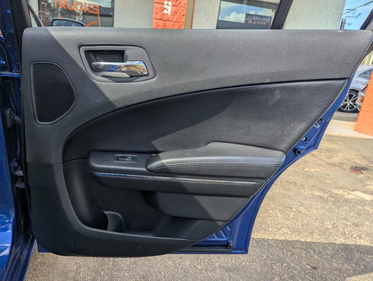 Dodge Charger SXT 2012