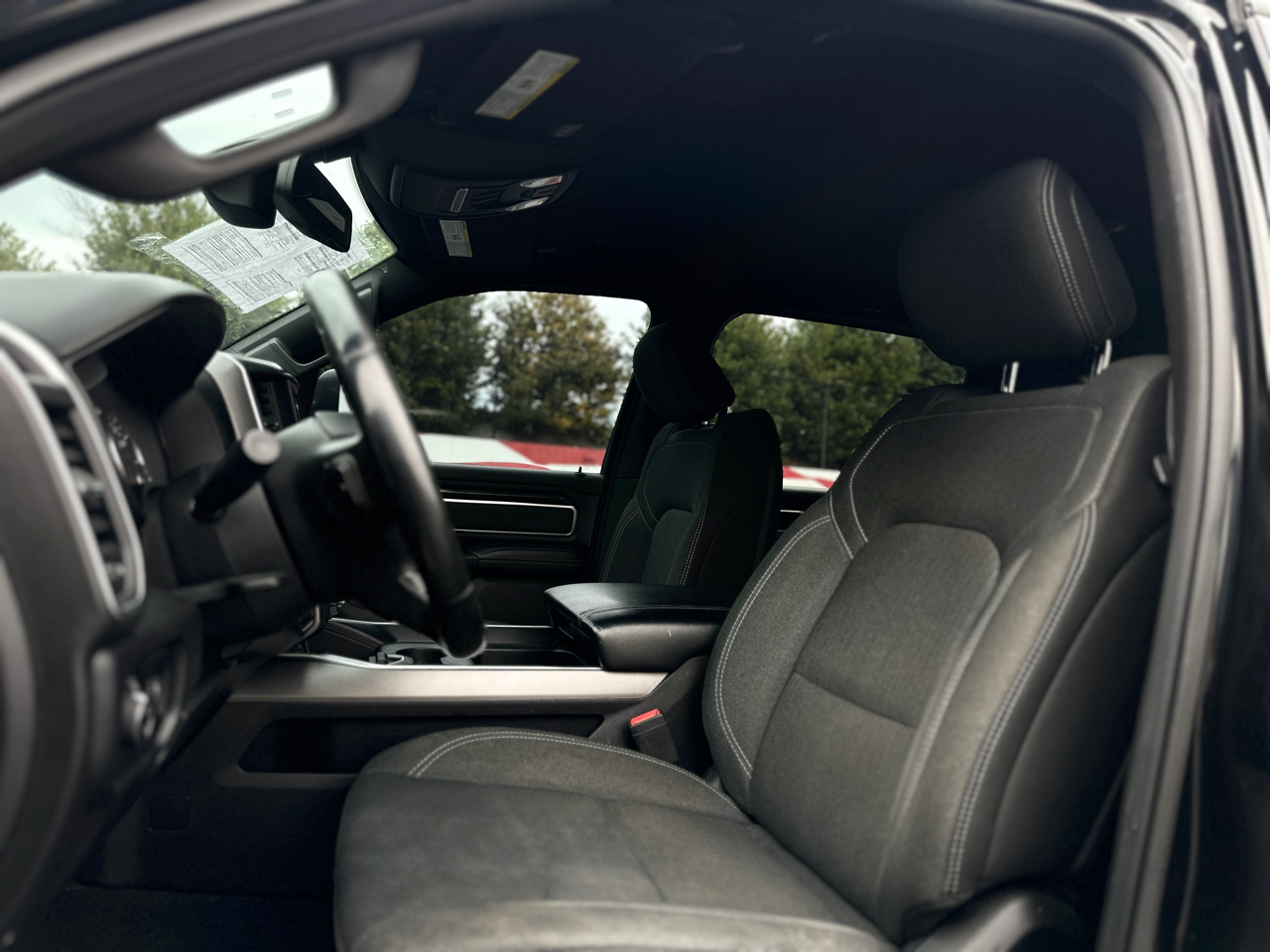 RAM 1500 Big Horn Crew Cab SWB 4WD 2019