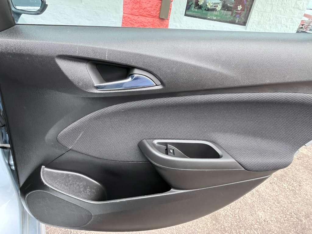 Chevrolet Cruze LT Auto Hatchback 2017