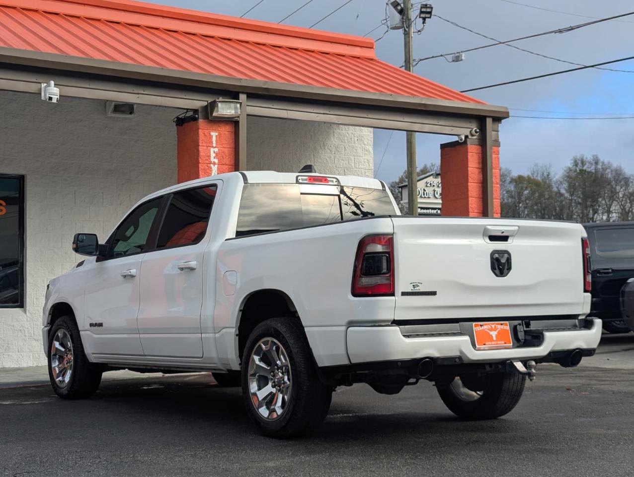 RAM 1500 Big Horn 4x2 Crew Cab 5'7" Box 2021