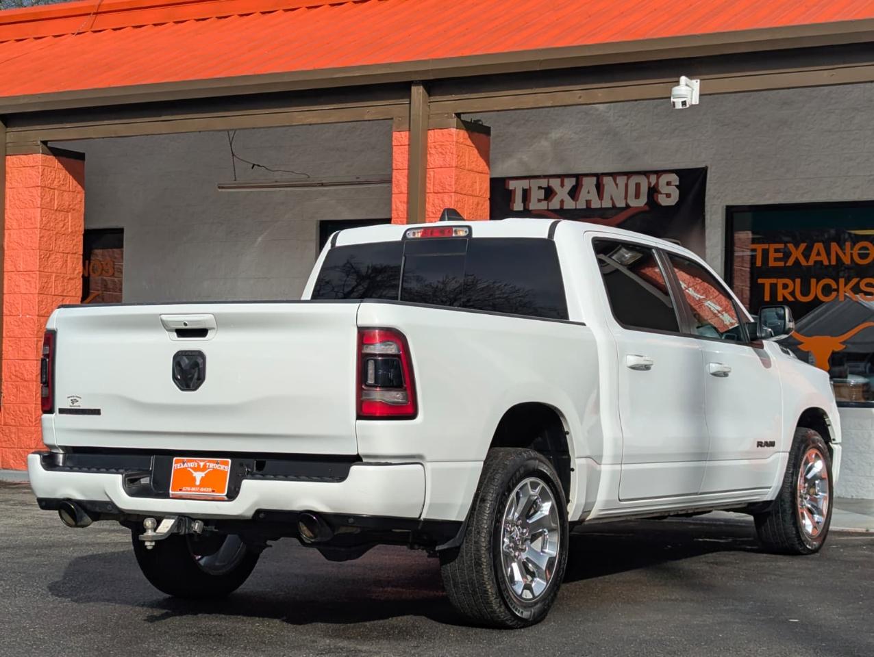 RAM 1500 Big Horn 4x2 Crew Cab 5'7" Box 2021