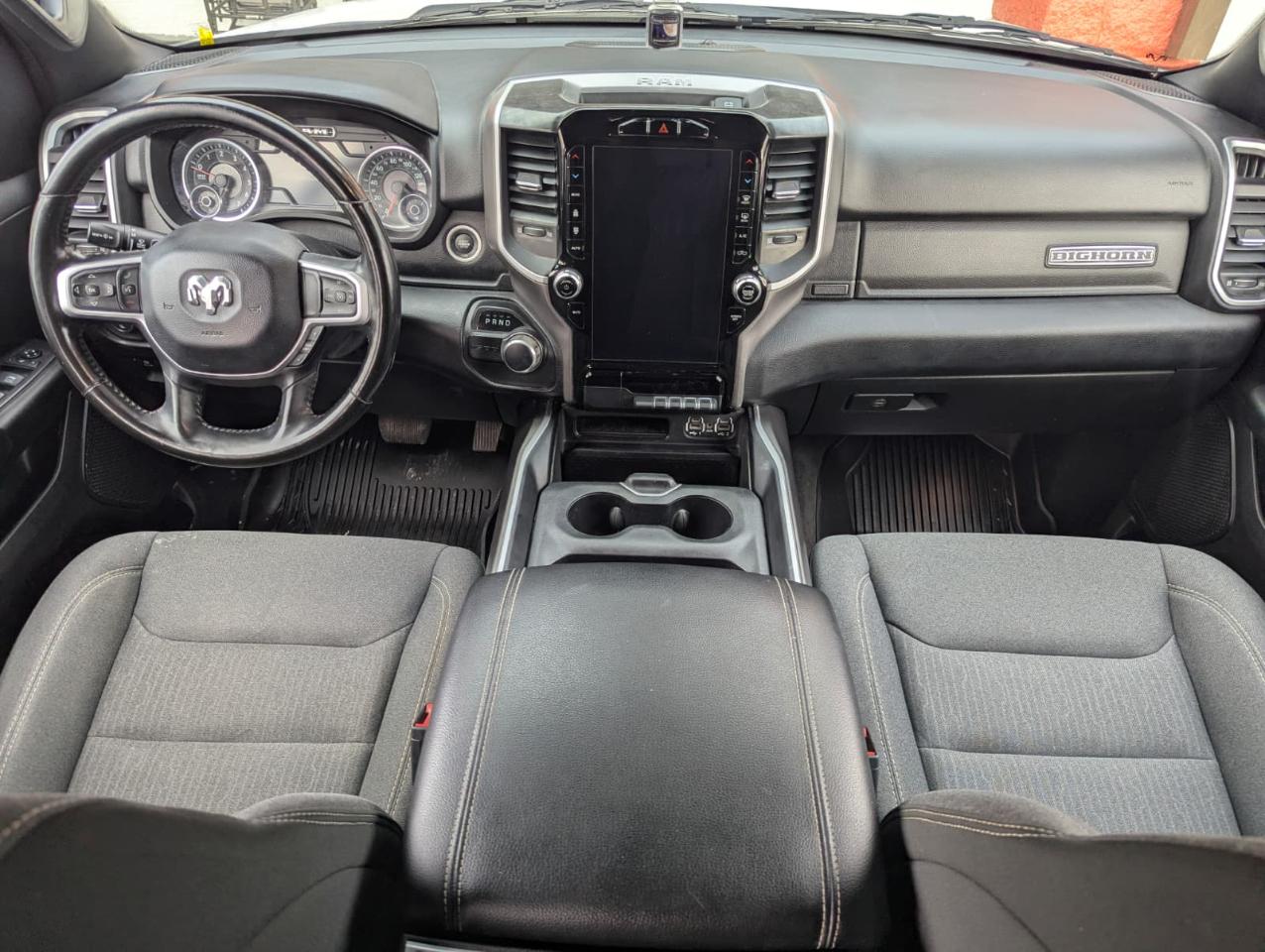 RAM 1500 Big Horn 4x2 Crew Cab 5'7" Box 2021