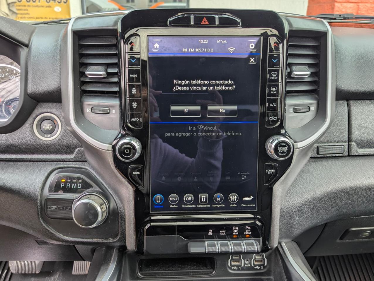 RAM 1500 Big Horn 4x2 Crew Cab 5'7" Box 2021