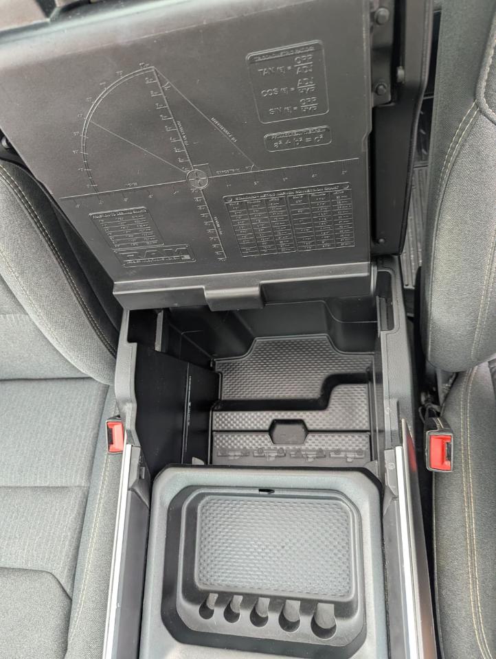 RAM 1500 Big Horn 4x2 Crew Cab 5'7" Box 2021