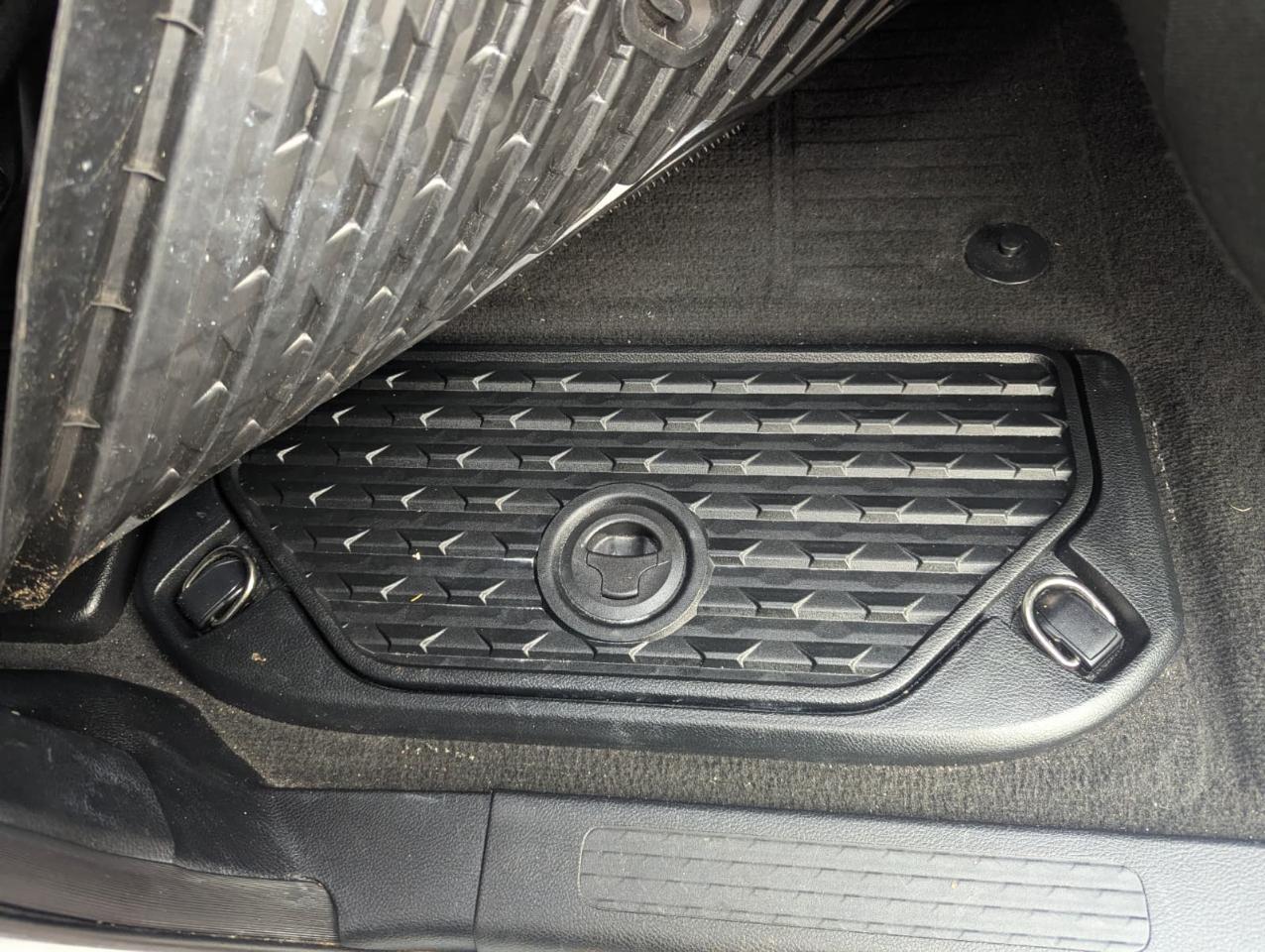 RAM 1500 Big Horn 4x2 Crew Cab 5'7" Box 2021