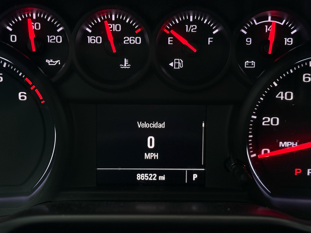 Chevrolet Silverado 1500 Custom Crew Cab Short Box 2WD 2020