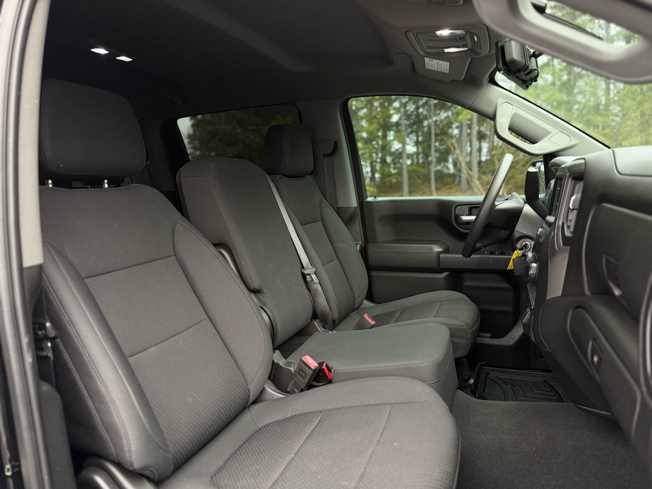 Chevrolet Silverado 1500 Custom Crew Cab Short Box 2WD 2020