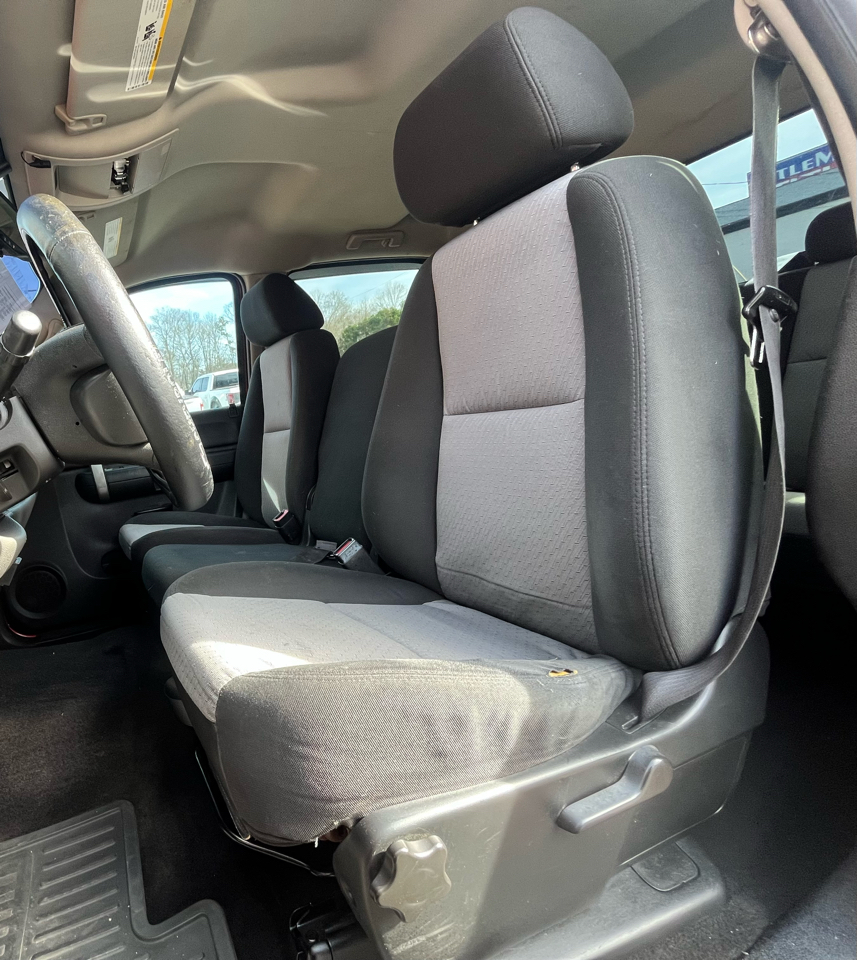 Chevrolet Silverado 1500 LS Crew Cab 2WD 2009