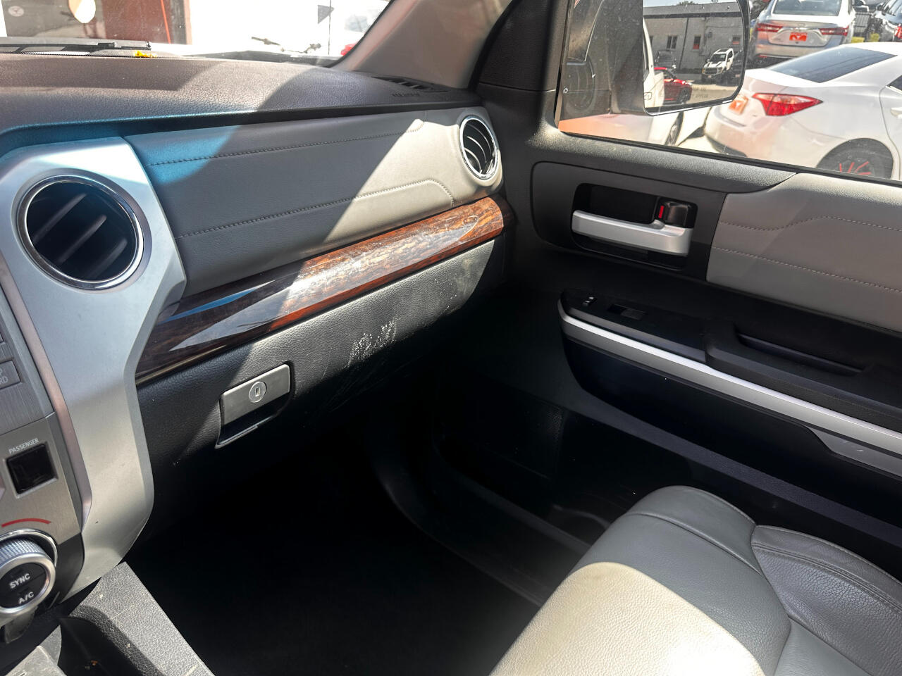 Toyota Tundra Limited 5.7L FFV Double Cab 2WD 2017