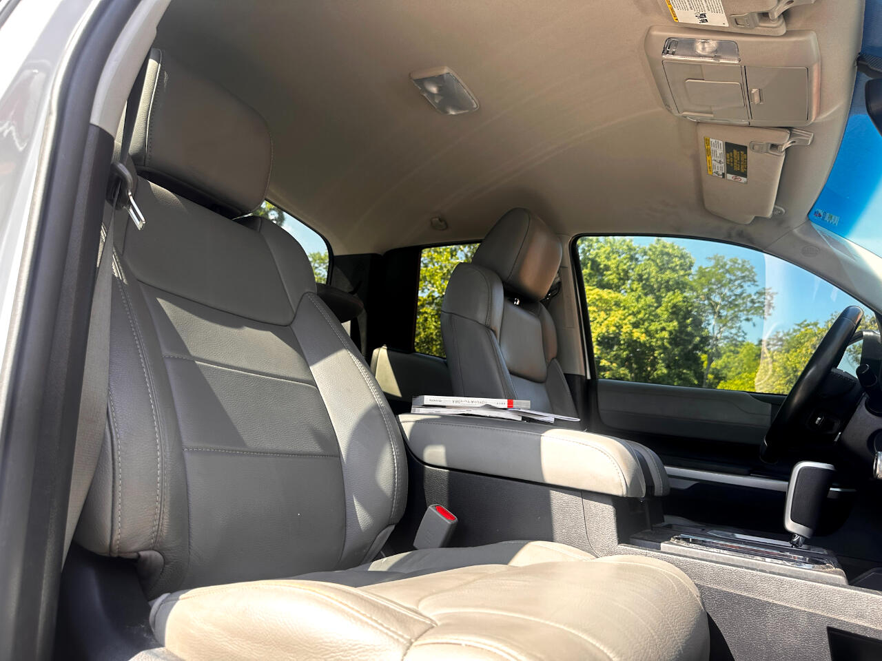 Toyota Tundra Limited 5.7L FFV Double Cab 2WD 2017