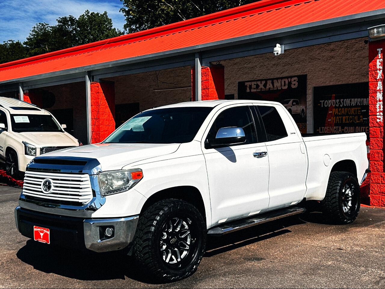 Toyota Tundra Limited 5.7L FFV Double Cab 2WD 2017