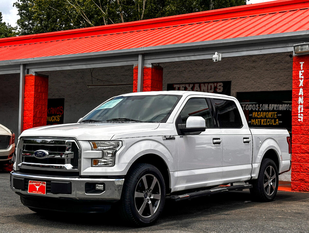 Ford F-150 XLT SuperCrew 5.5-ft. Bed 2WD 2015