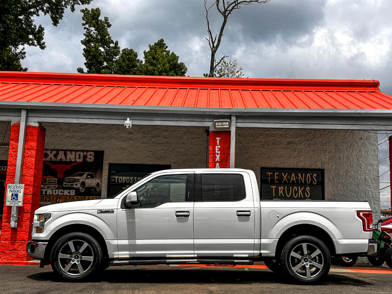 Ford F-150 XLT SuperCrew 5.5-ft. Bed 2WD 2015