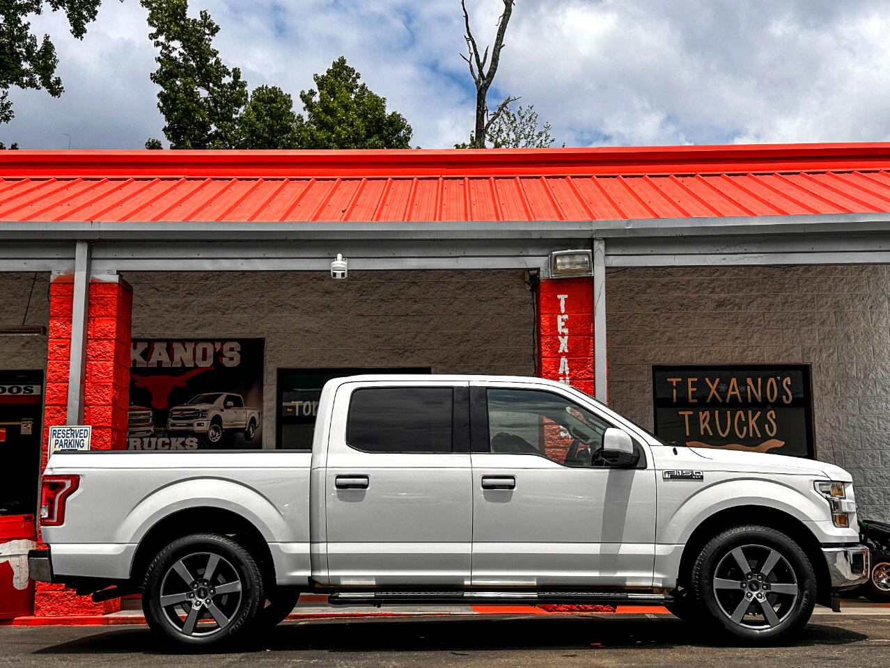 Ford F-150 XLT SuperCrew 5.5-ft. Bed 2WD 2015