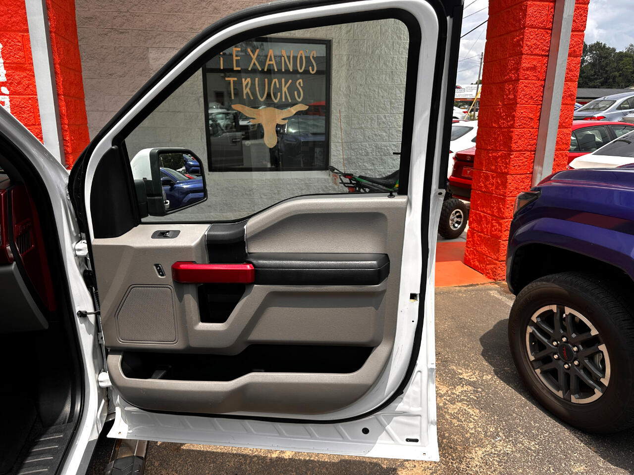 Ford F-150 XLT SuperCrew 5.5-ft. Bed 2WD 2015