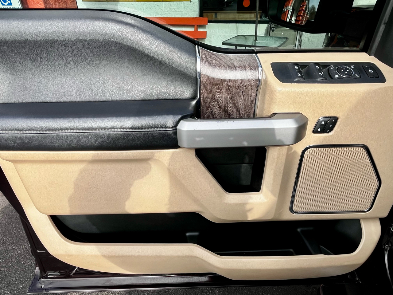 Ford F-250 SD Lariat 4WD 2019