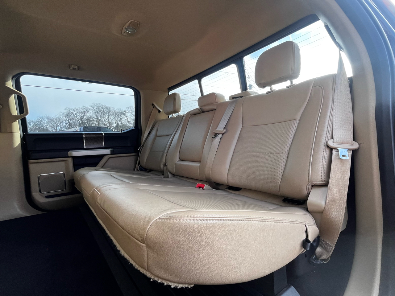 Ford F-250 SD Lariat 4WD 2019