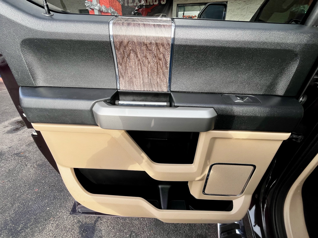 Ford F-250 SD Lariat 4WD 2019