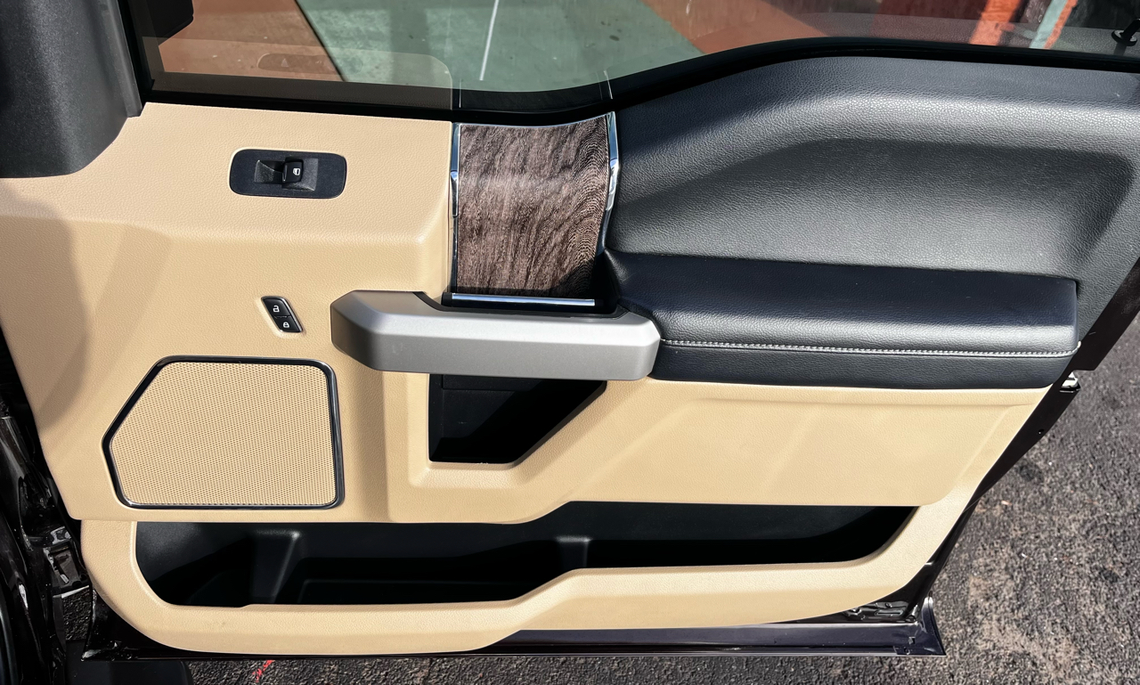 Ford F-250 SD Lariat 4WD 2019