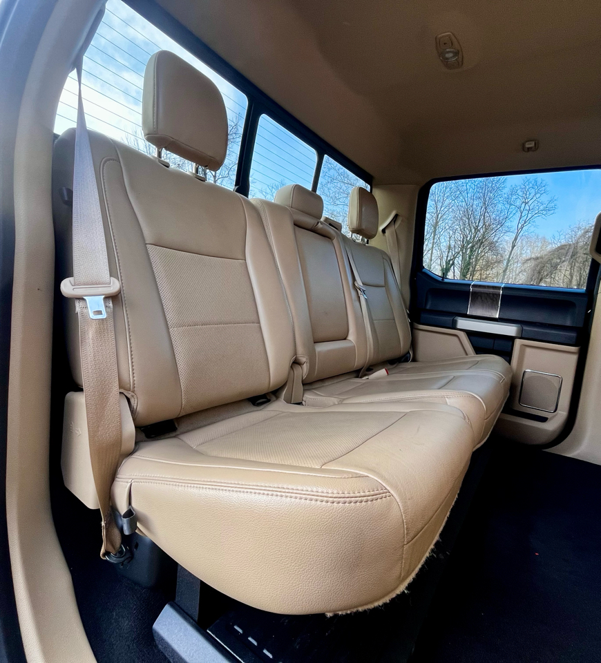 Ford F-250 SD Lariat 4WD 2019