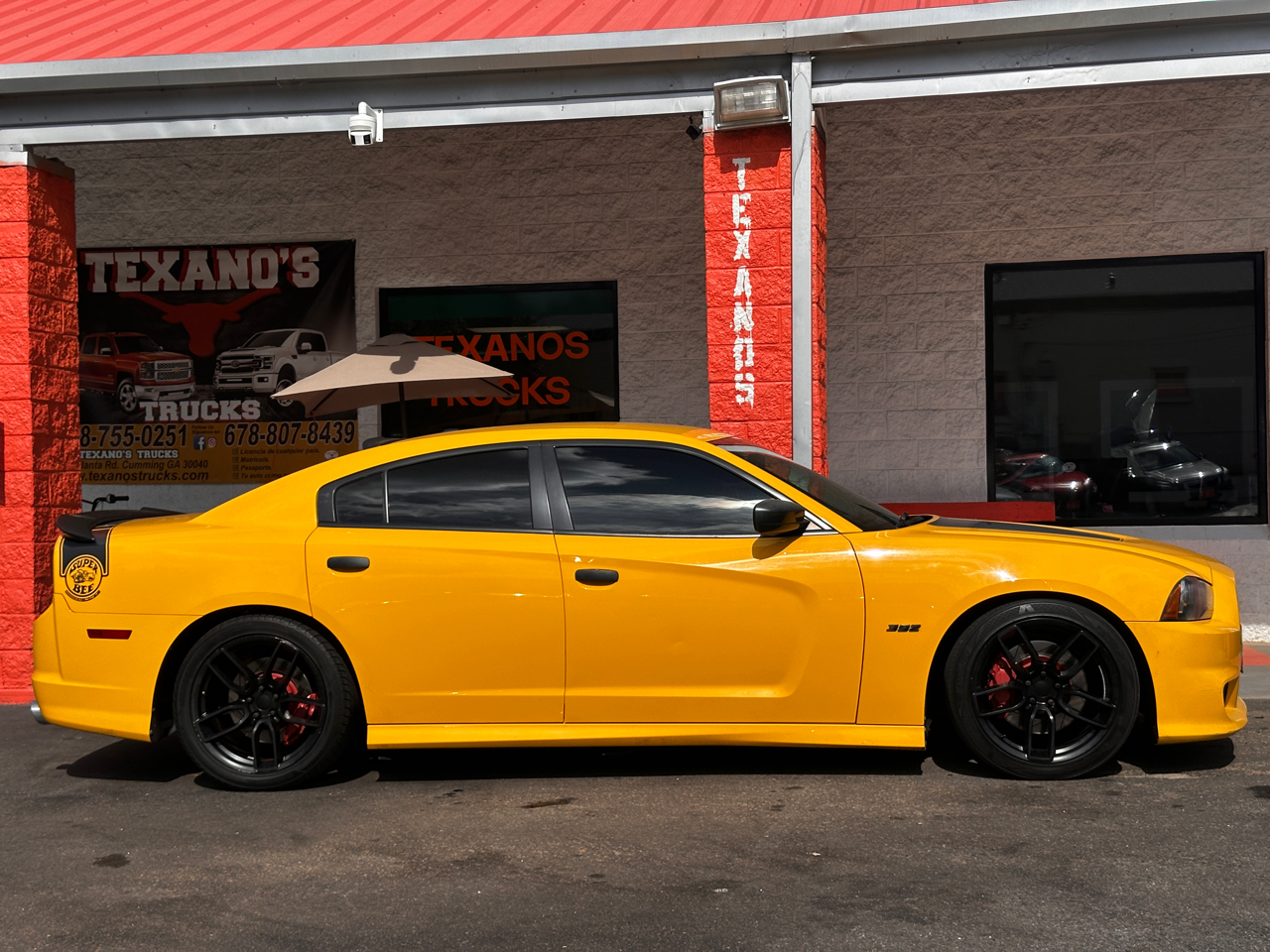 Dodge Charger 4dr Sdn SRT8 Super Bee RWD 2012