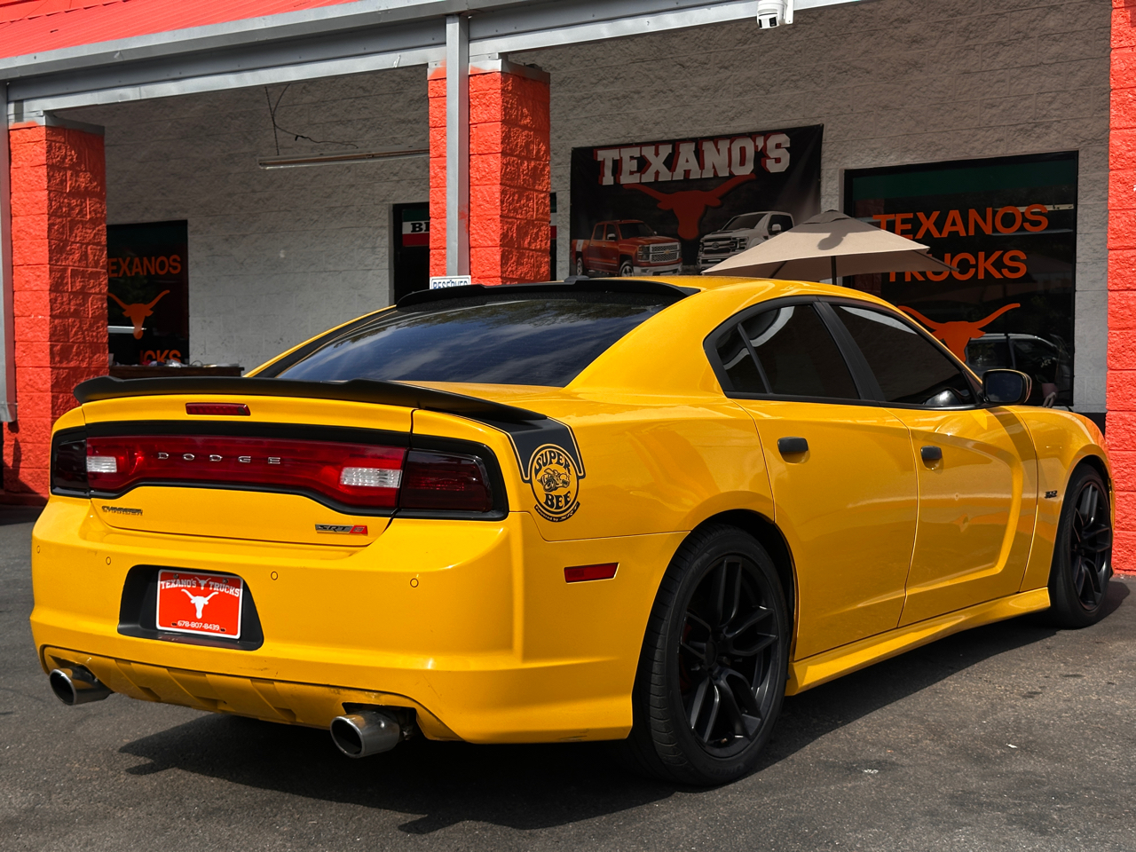 Dodge Charger 4dr Sdn SRT8 Super Bee RWD 2012