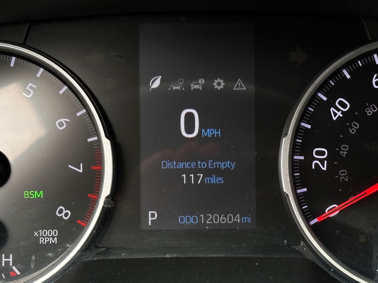 Toyota RAV4 XLE Premium FWD (Natl) 2021