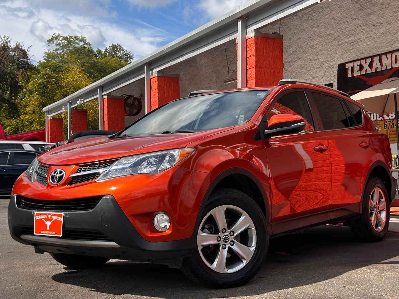 Toyota RAV4 FWD 4dr XLE (Natl) 2015