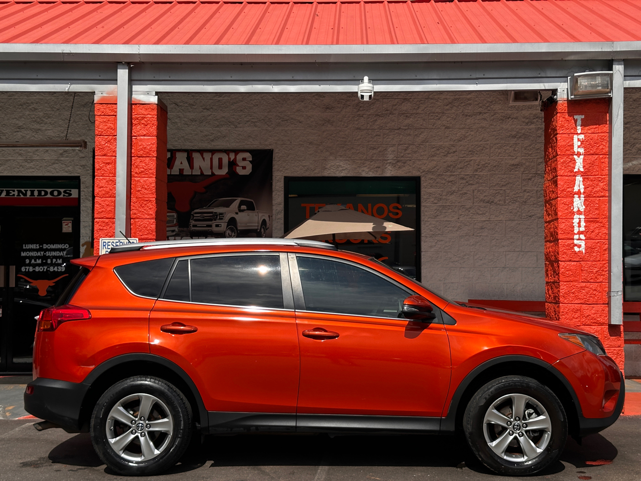 Toyota RAV4 FWD 4dr XLE (Natl) 2015