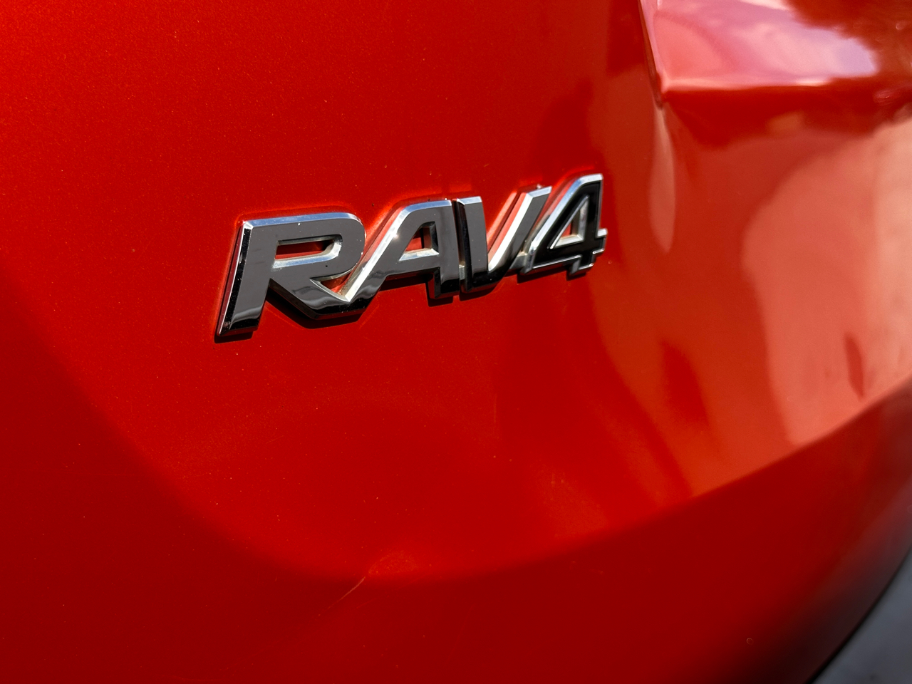 Toyota RAV4 FWD 4dr XLE (Natl) 2015