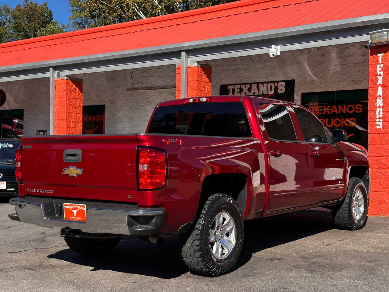 Chevrolet Silverado 1500 4WD Crew Cab 143.5" LT w/1LT 2018